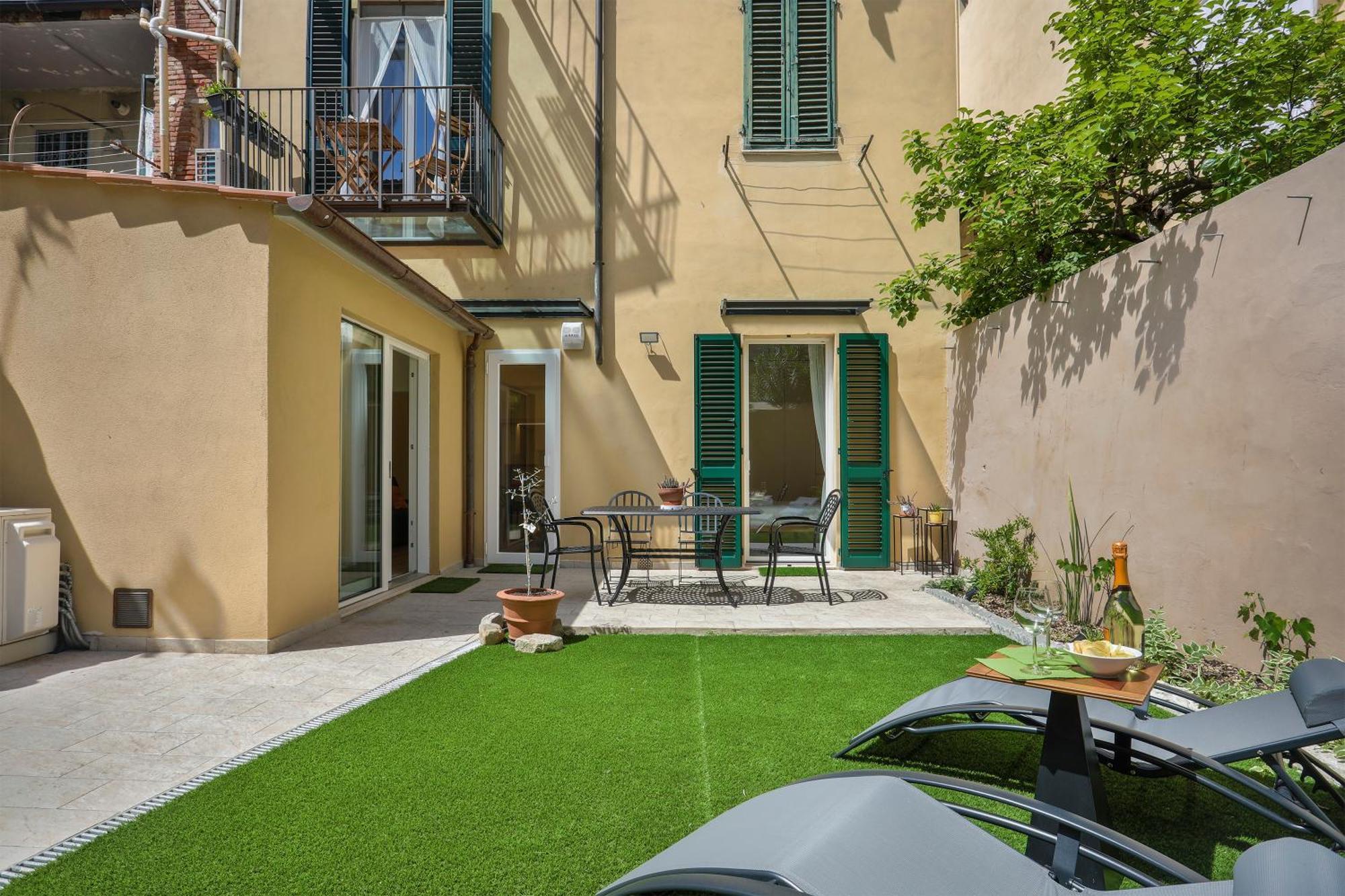 La Piccola Corte - Sweet Dreams In Apartment Florenz